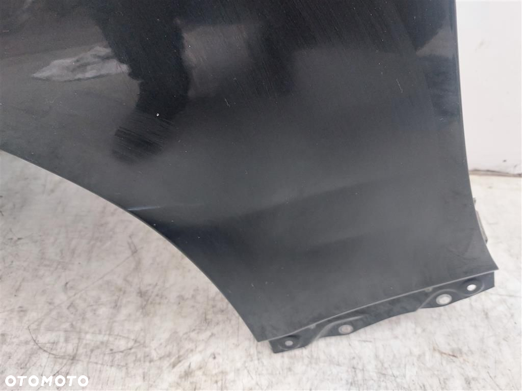Błotnik przedni LEWY Lexus  IS II 2005-2012R SZARY LIFT LAK:1G0 - 5