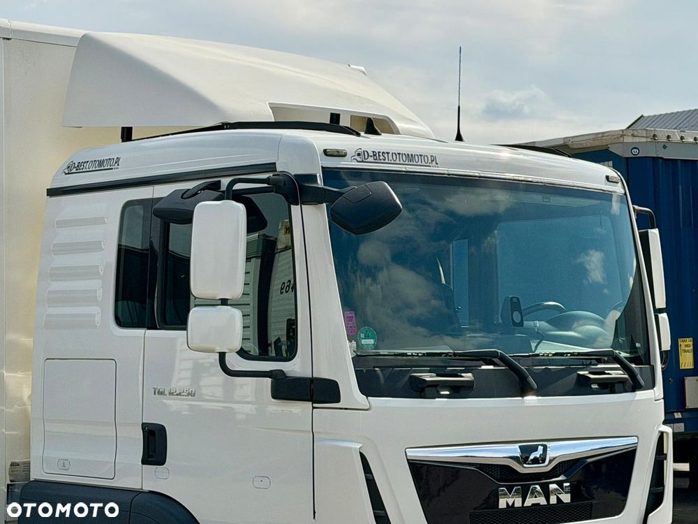 MAN TGL 12.250 / KONTENER / WINDA / 310 TYŚ KM / EURO 6 / SYPIALKA / 5 232 KG ŁADOWNOŚCI / 2018 ROK - 14