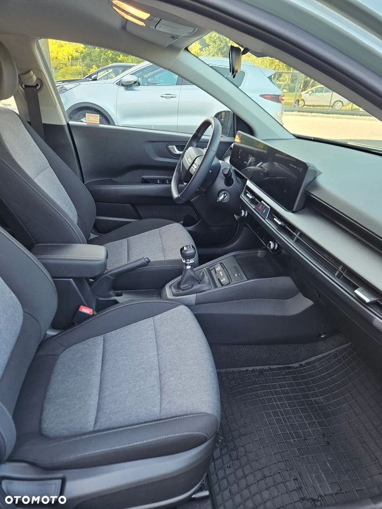 Kia Stonic - 8