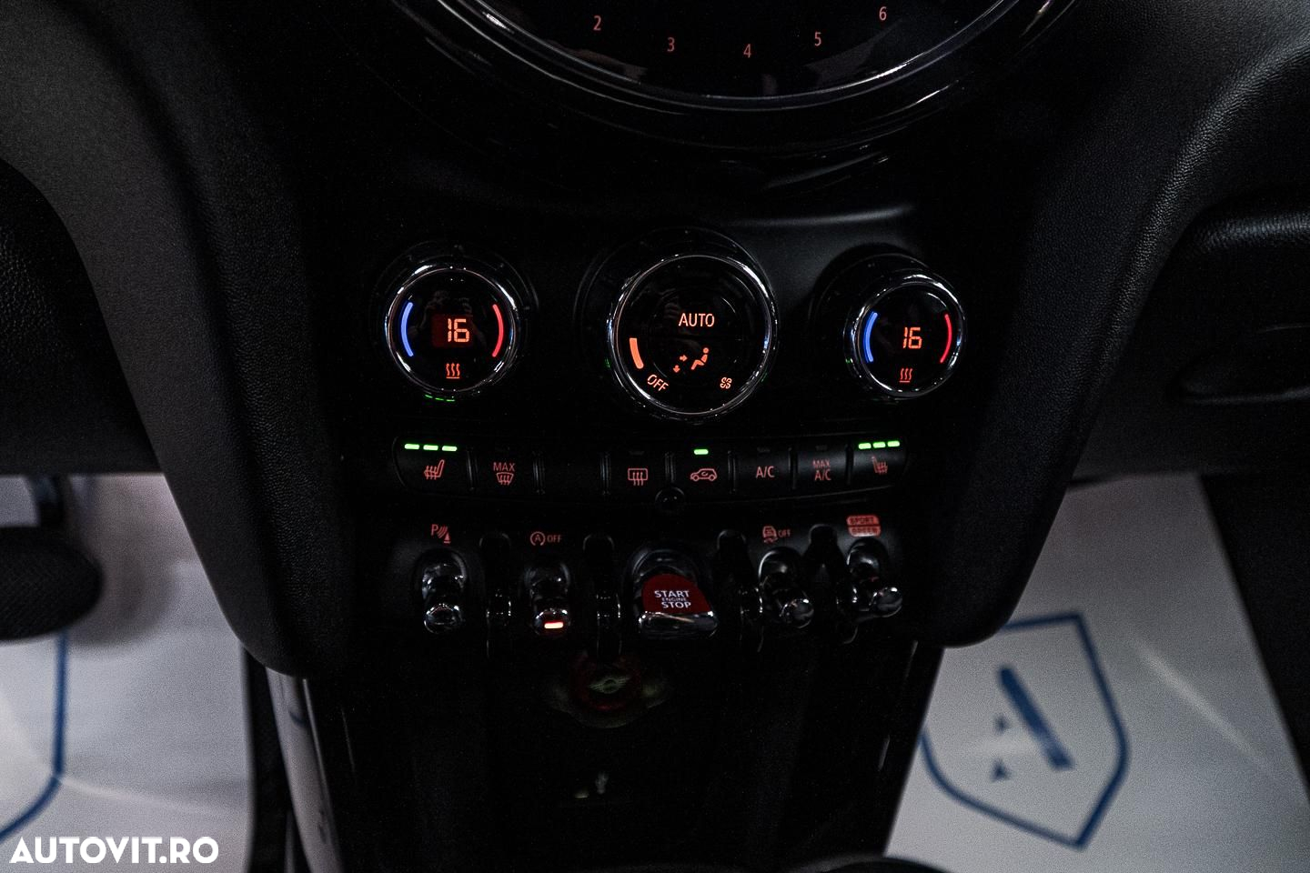 Mini Cooper S Aut. Yours Trim - 12