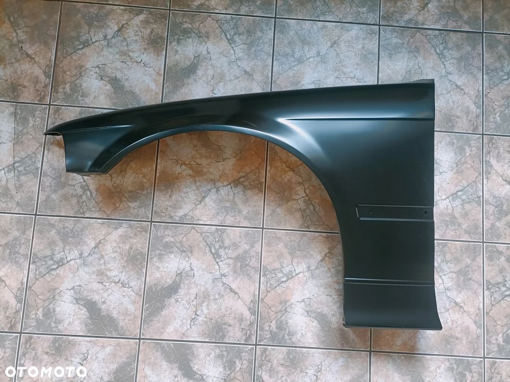 Błotnik lewy BMW E36 '90-'99