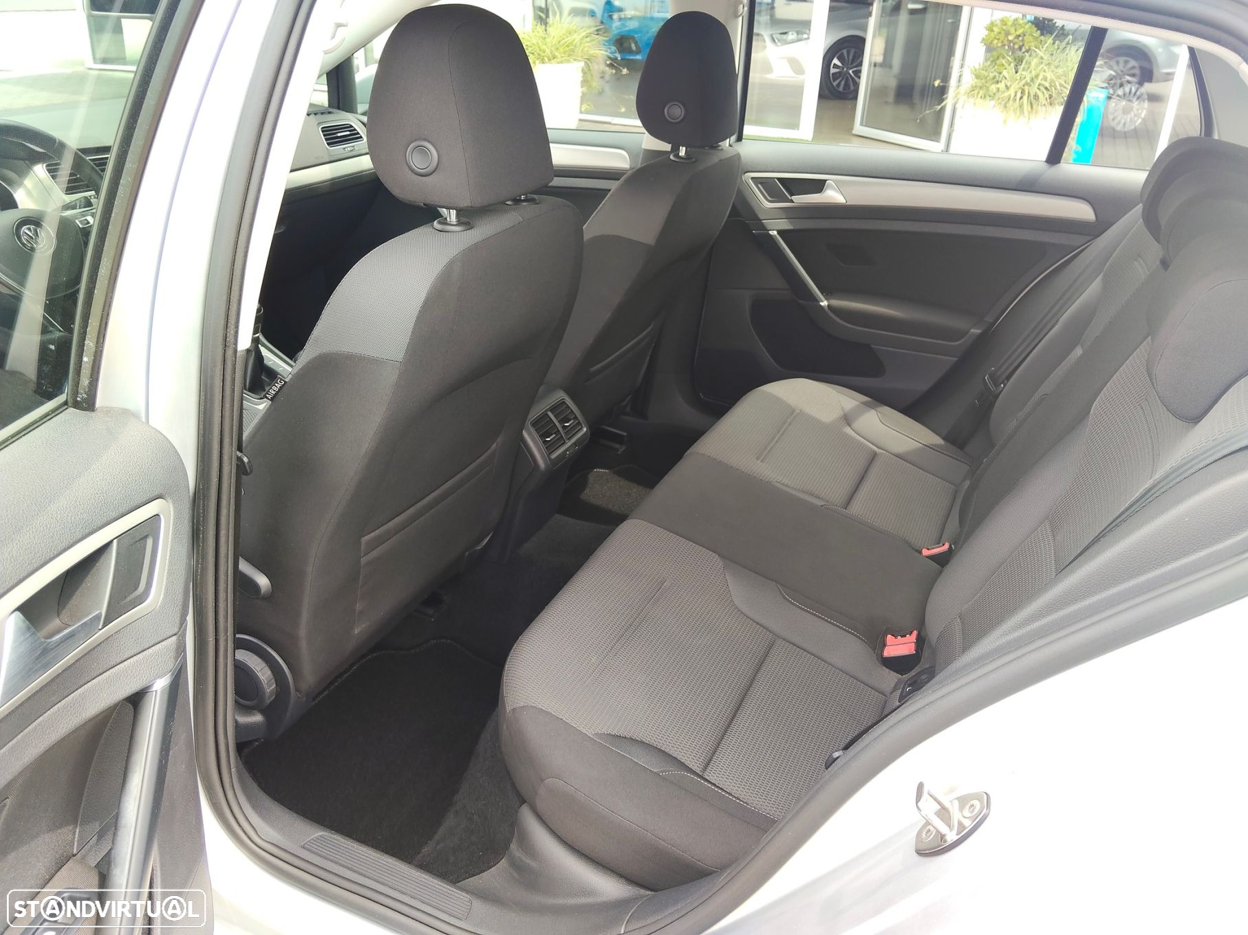 VW Golf 1.0 TSI Confortline - 21