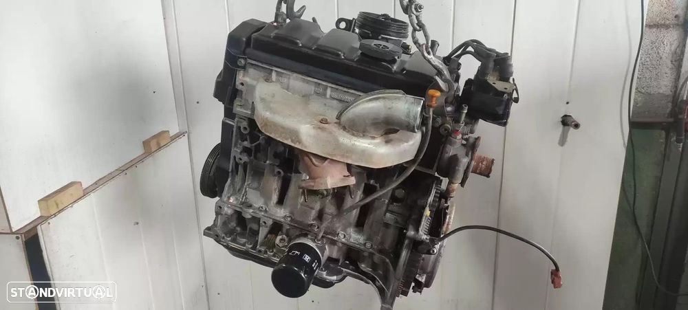 MOTOR COMPLETO PEUGEOT 205 II 1994 -HDZ - 4