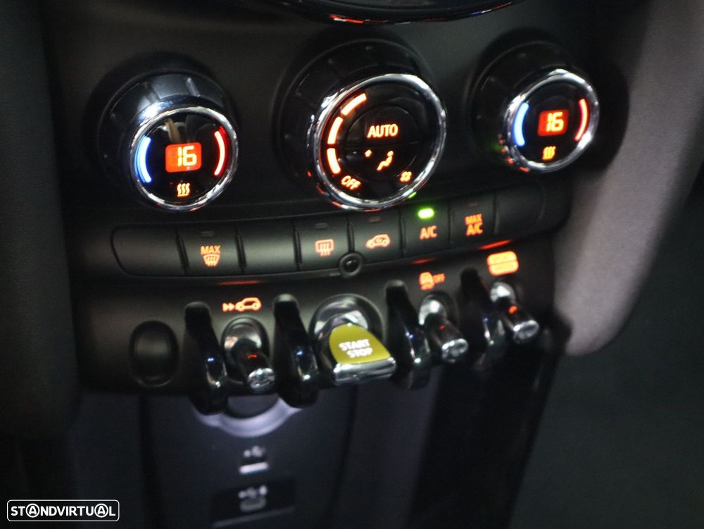 MINI 3 Portas Cooper SE Yours - 16