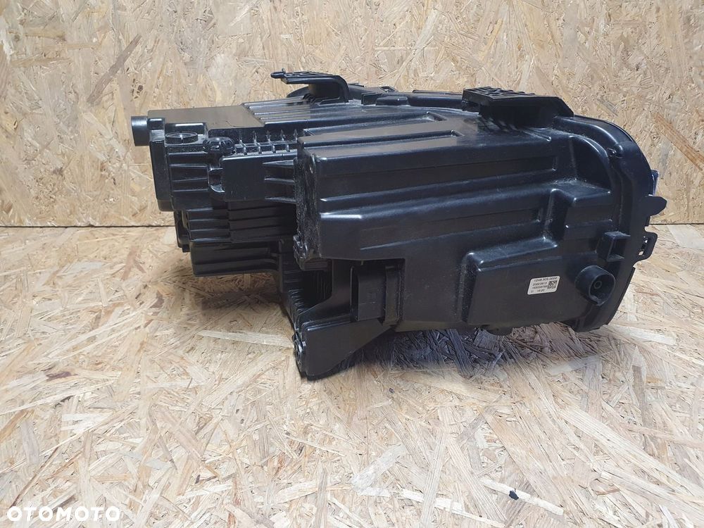 Lampa przednia lewa Full Led Lynk&co 01 - 4
