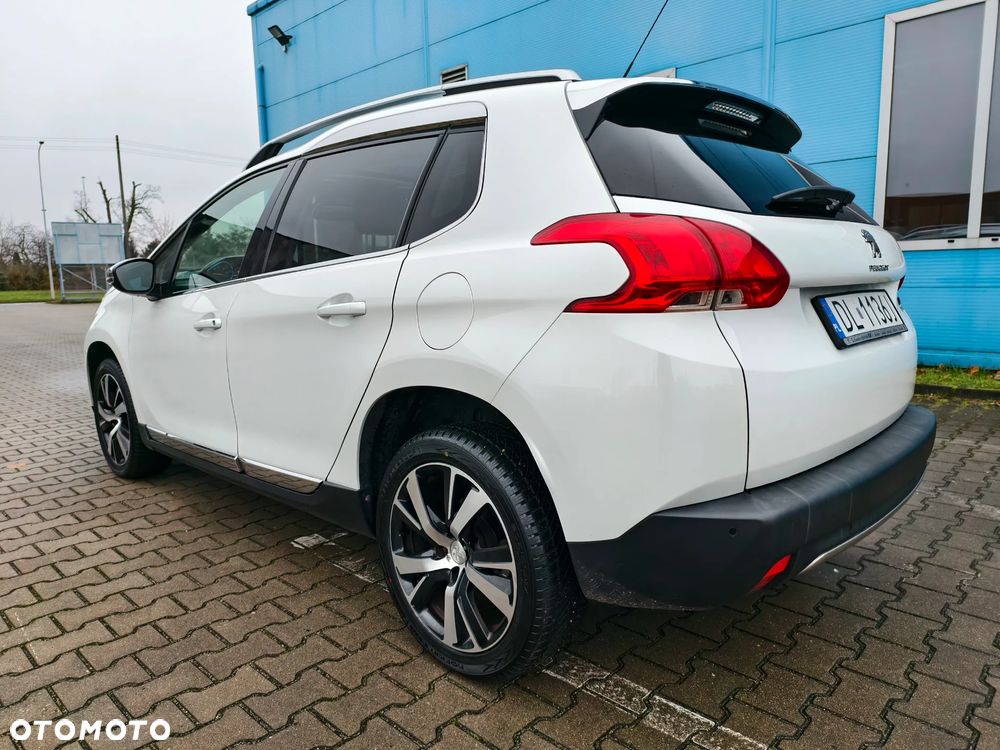 Peugeot 2008 e-HDi FAP 115 STOP & START Allure - 4