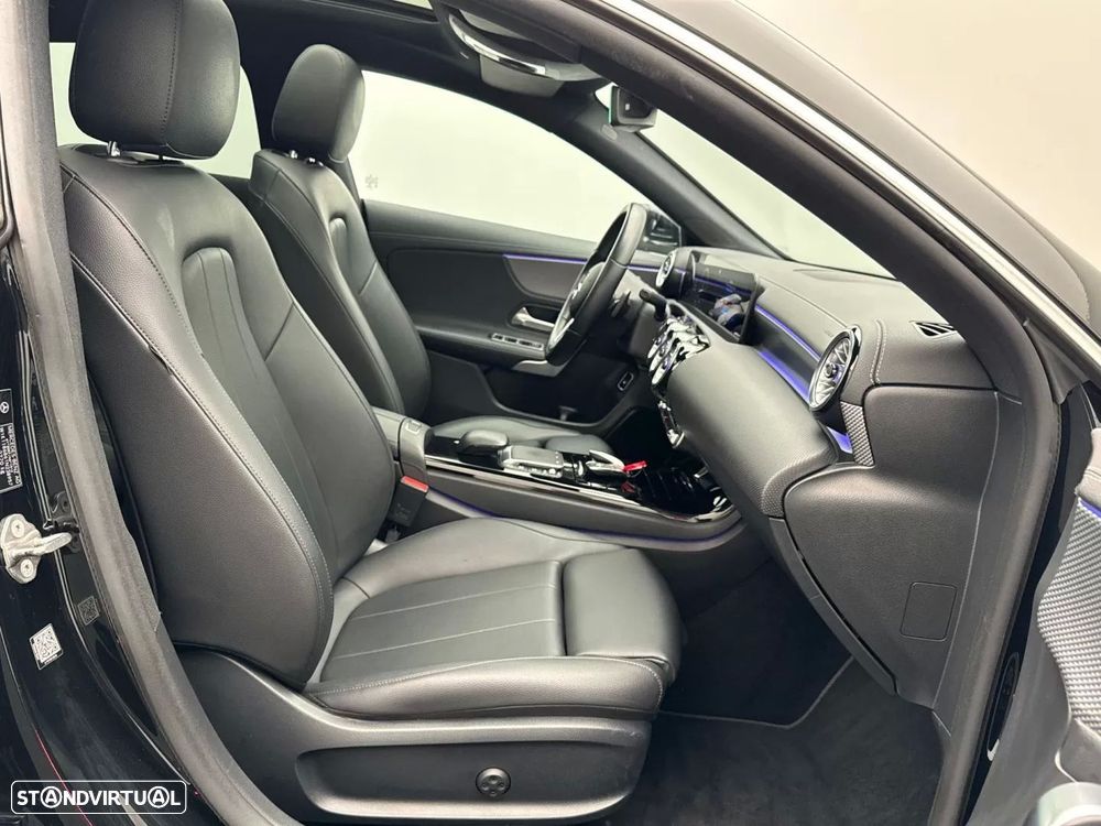 Mercedes-Benz CLA 250 e Style Plus - 30
