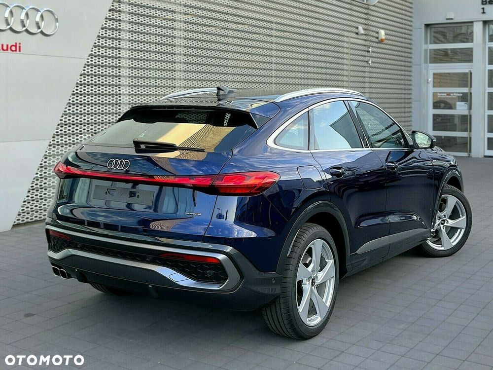 Audi Q5 Sportback - 7