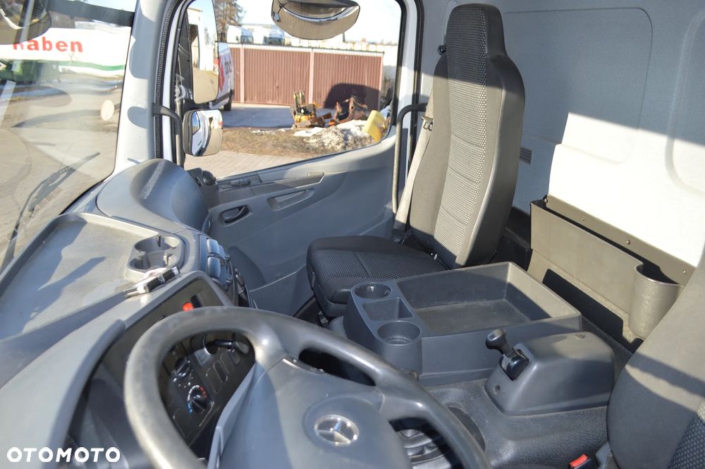 Mercedes-Benz Atego 1318 - 11