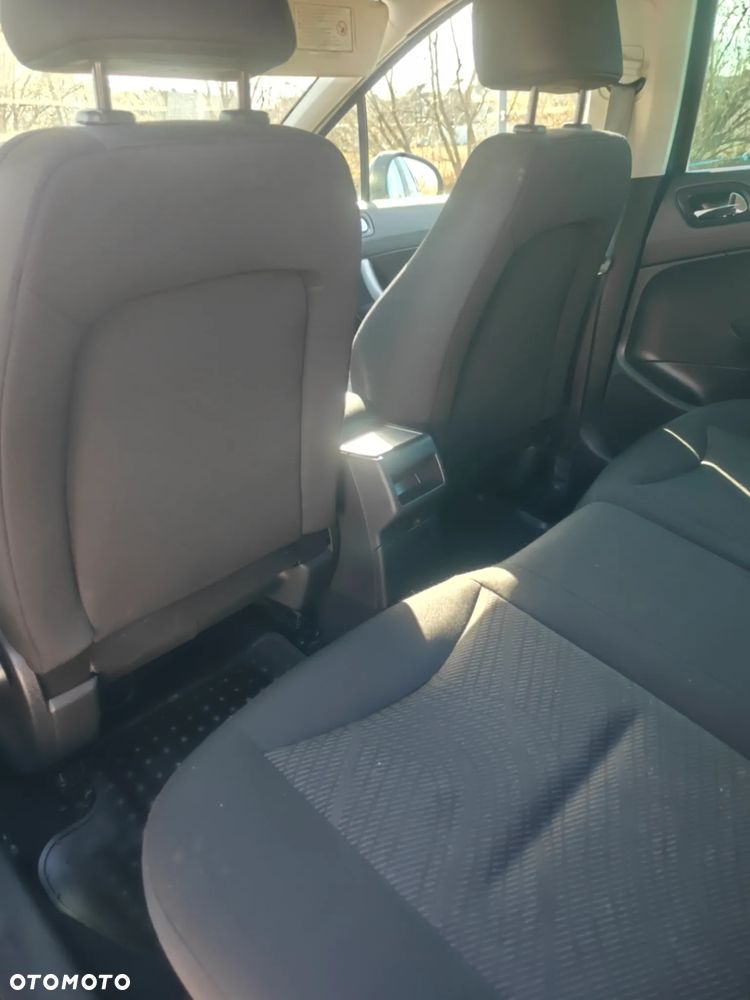 Peugeot 308 1.6 e-HDi Active S&S - 11