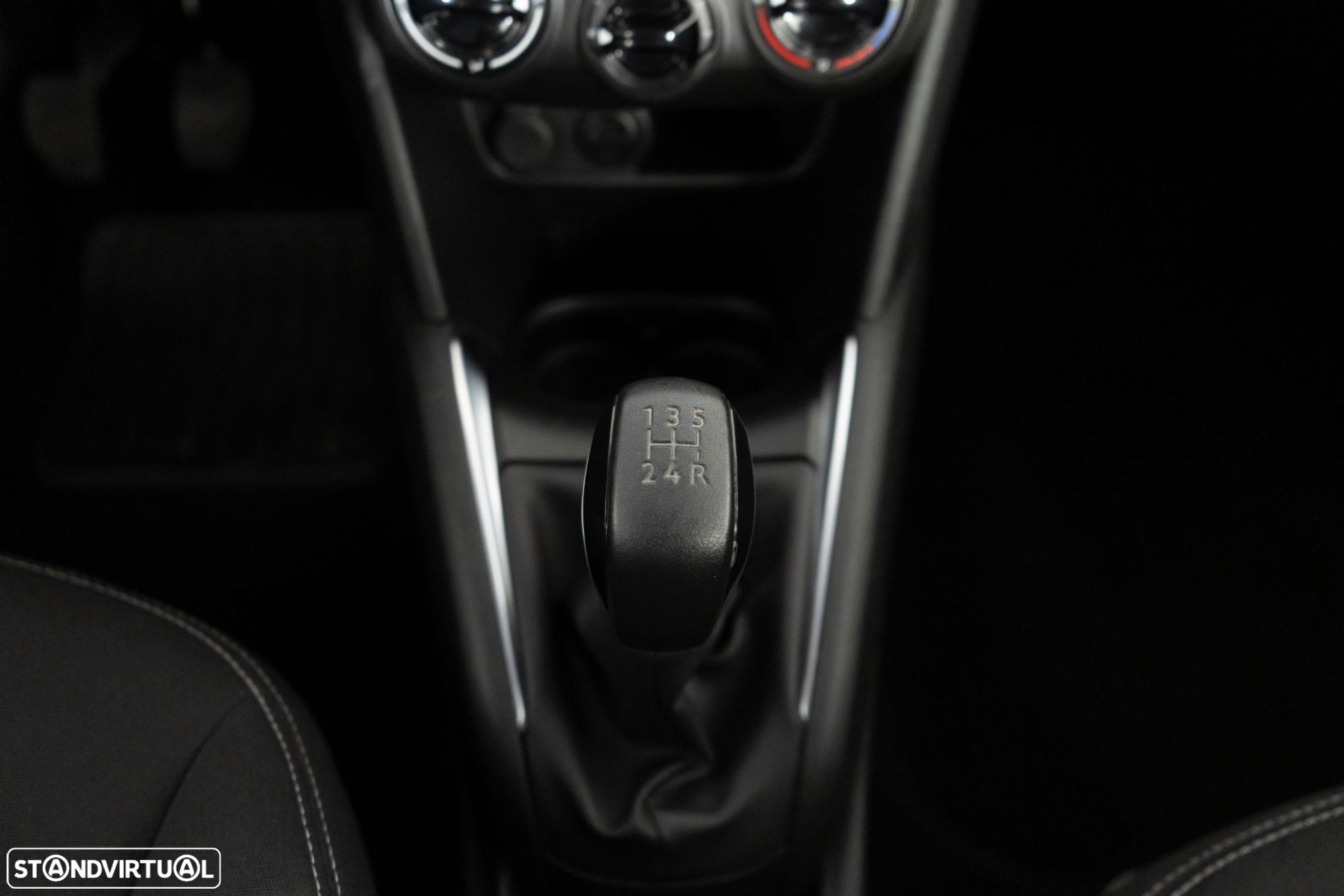 Peugeot 208 1.2 PureTech Active - 23
