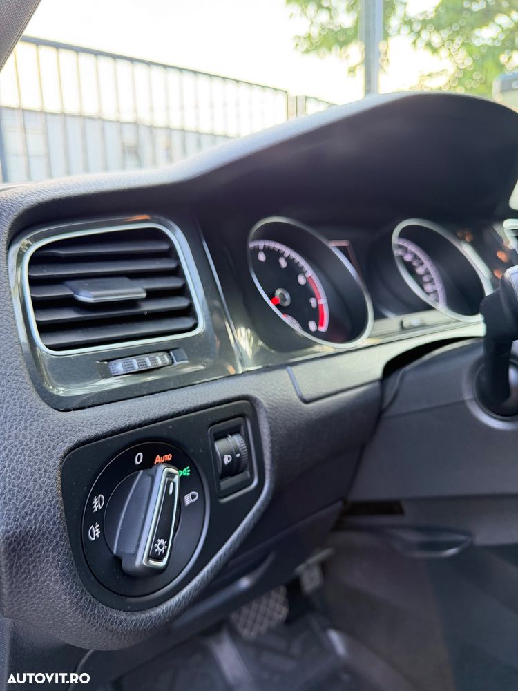 Volkswagen Golf 1.4 TSI ACT BMT DSG Highline - 14