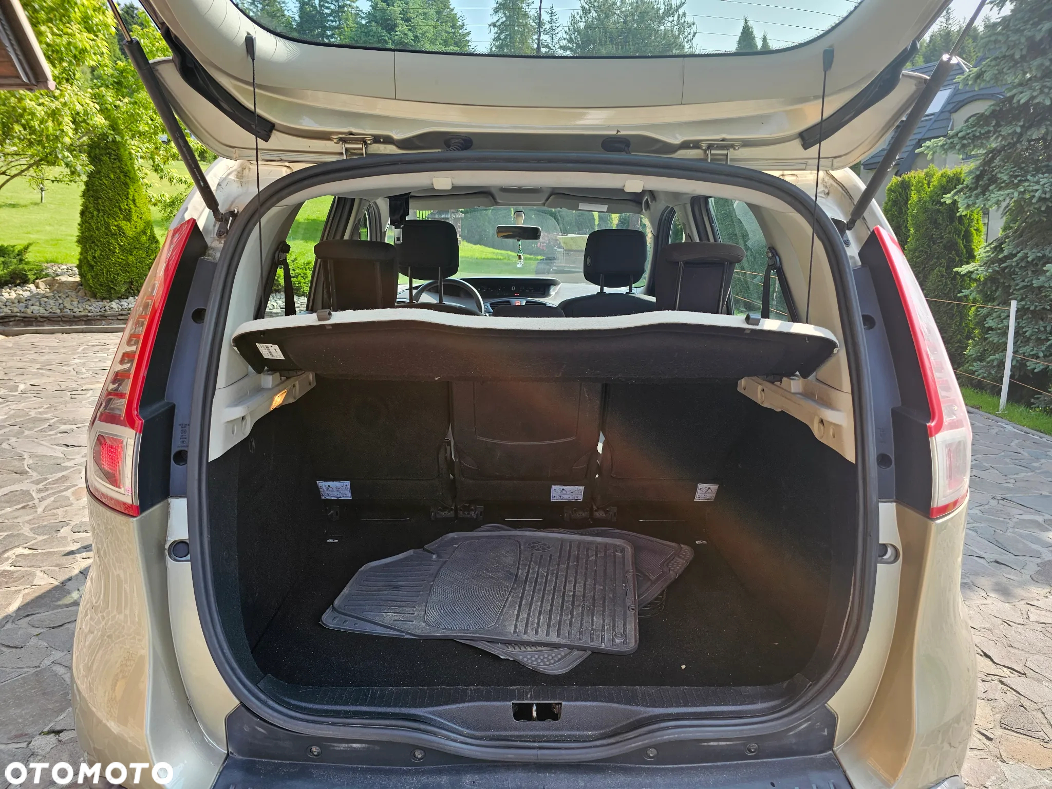 Renault Scenic 1.5 dCi Tech Run - 30