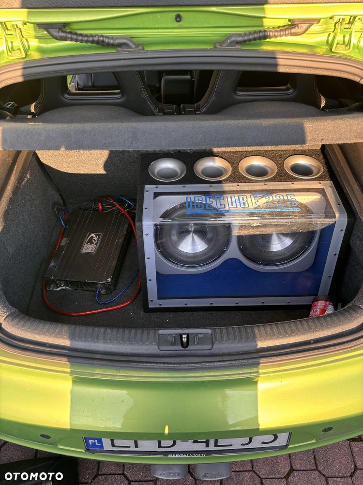 Volkswagen Scirocco - 8