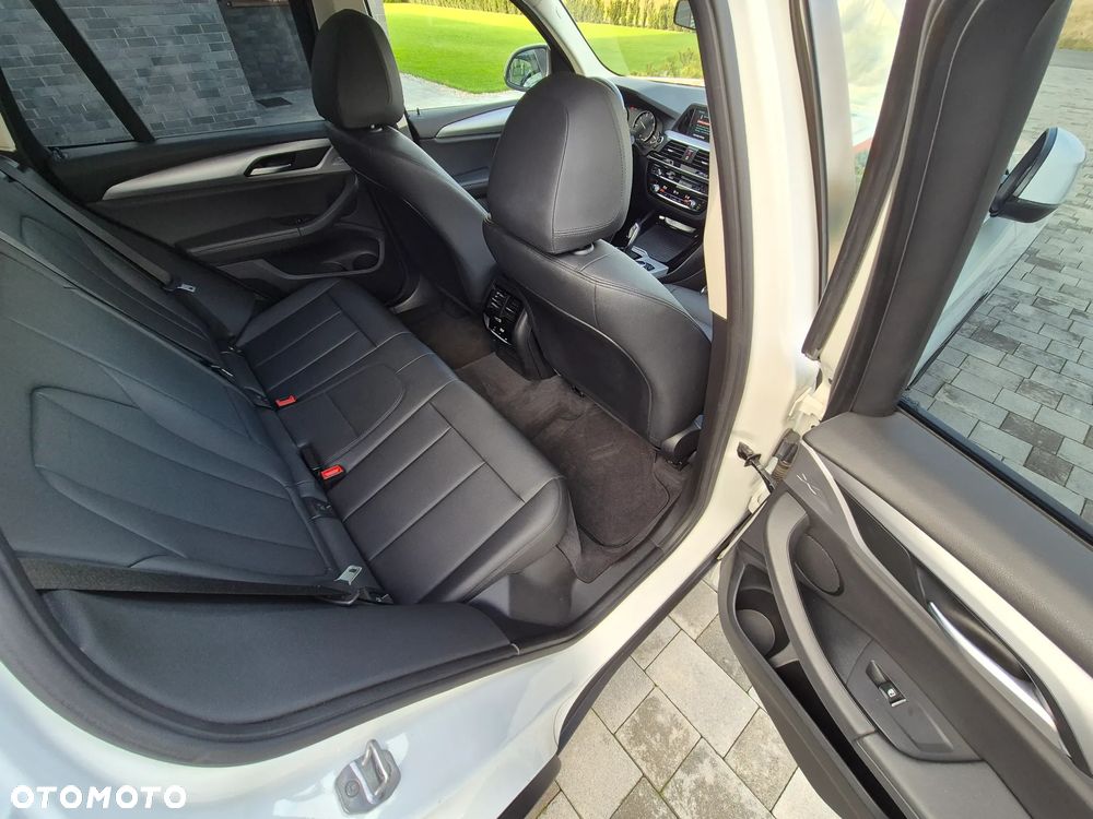BMW X3 xDrive20d Luxury Line sport - 29