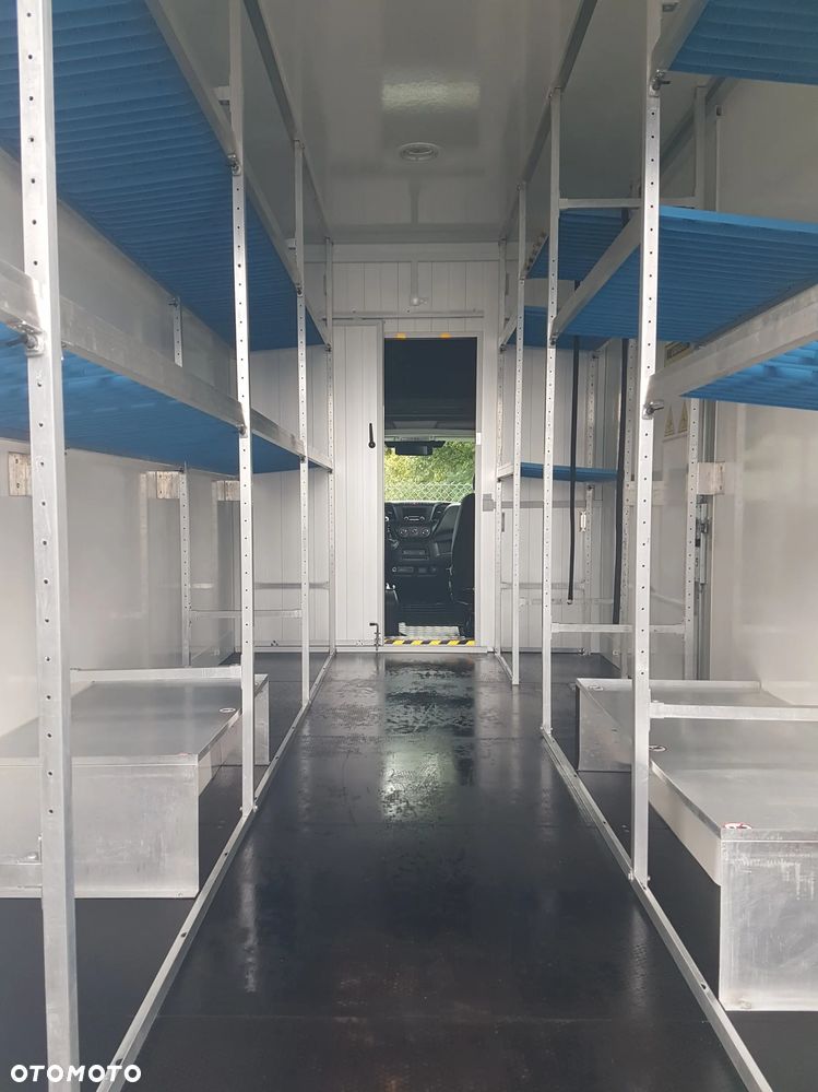 Iveco DAILY KONTENER NISKOPODŁOGOWY 4,43x2,23x2,42 SKLEP FOODTRUCK BAR KLIMA KONIOWÓZ KAMPER - 23