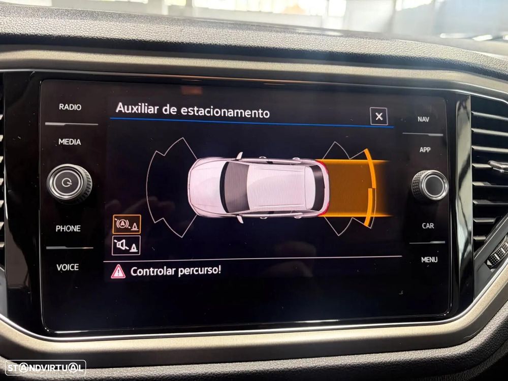VW T-Roc - 16