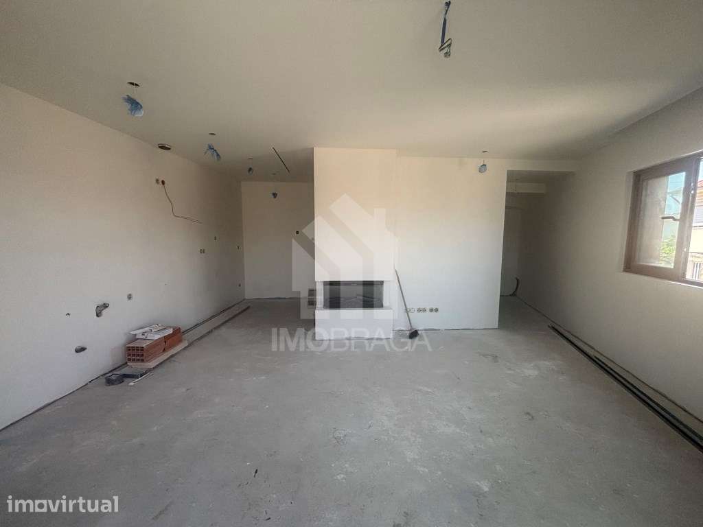 Venda Moradia Gaveto T2 Nova em Lamas, Braga - Condomínio Fechado - Grande imagem: 4/24