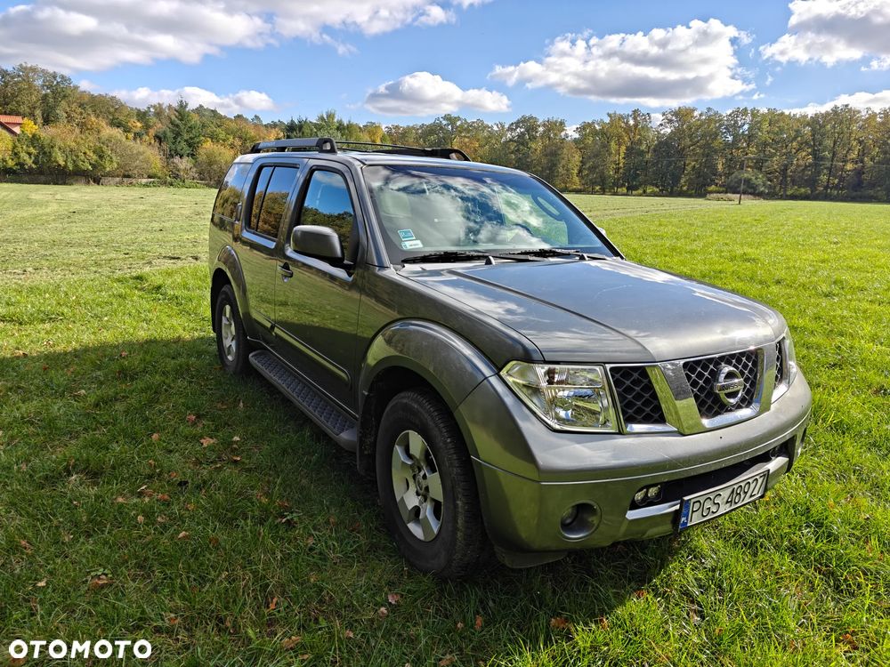 Nissan Pathfinder - 3