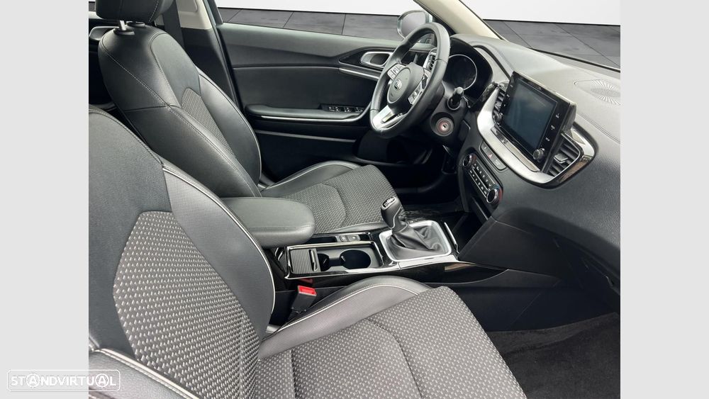 Kia Ceed 1.0 T-GDI Drive - 12