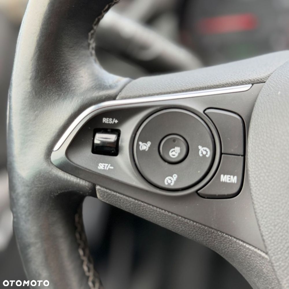 Opel Crossland X - 23