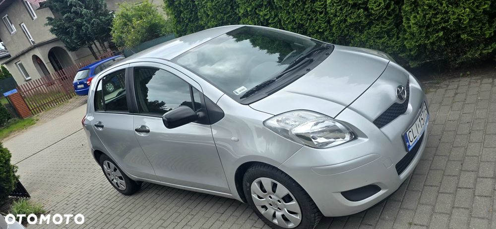 Toyota Yaris 1.33 Luna - 12