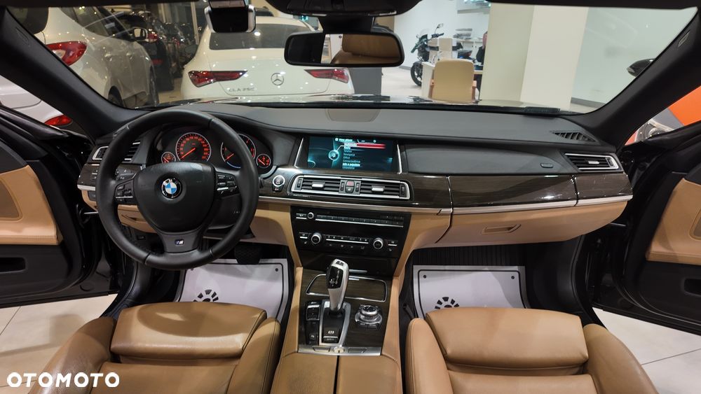 BMW Seria 7 730d xDrive - 37