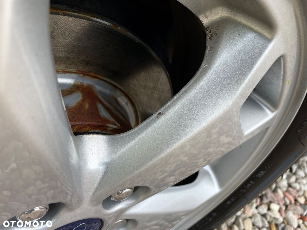 Ford Tourneo Connect Grand - 38