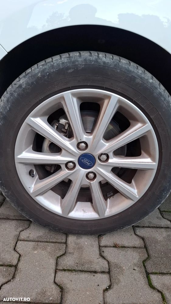Ford Fiesta 1.0 EcoBoost Titanium - 38