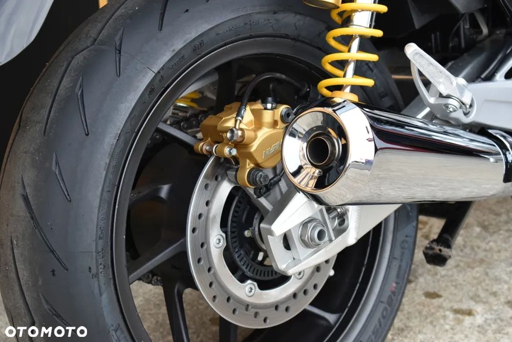 Honda CB - 32
