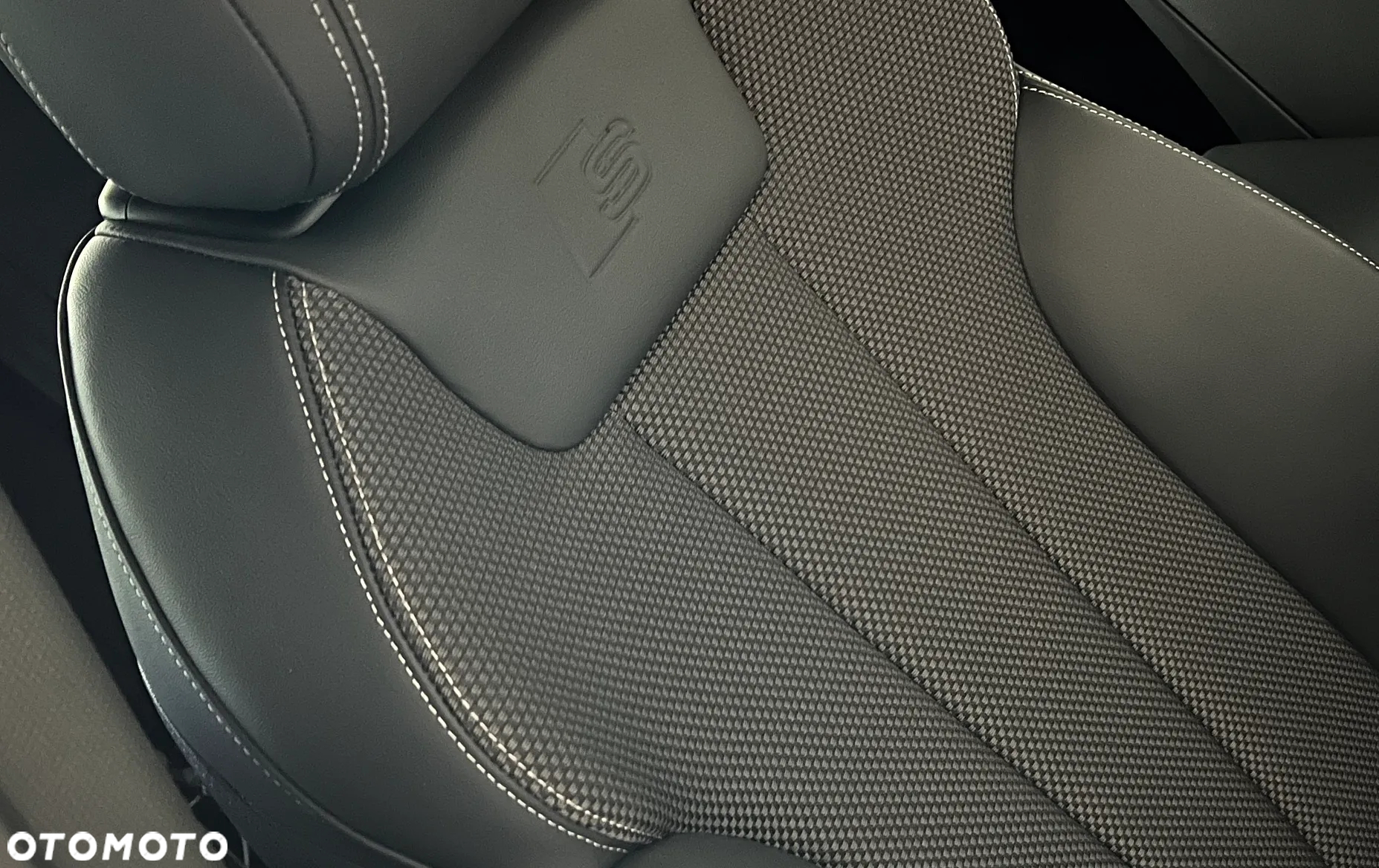 Audi A4 40 TDI quattro S tronic S line - 15