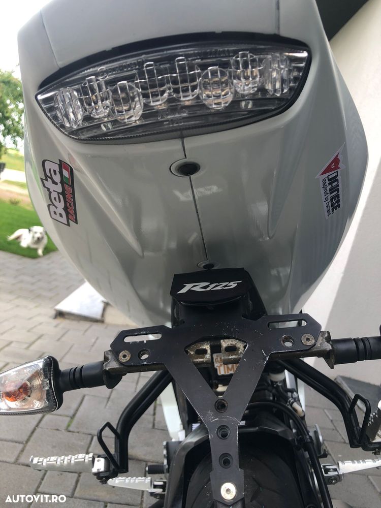 Yamaha YZF-R 125 - 7