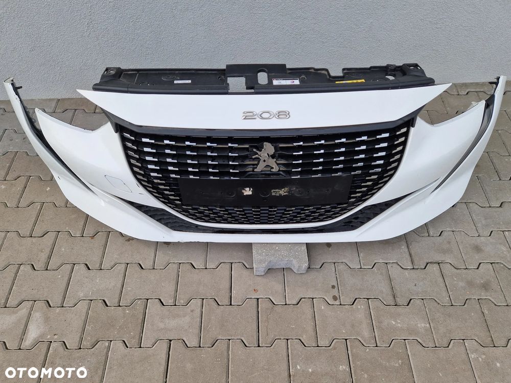 Zderzak Peugeot 208 II  model 2019 - - 2