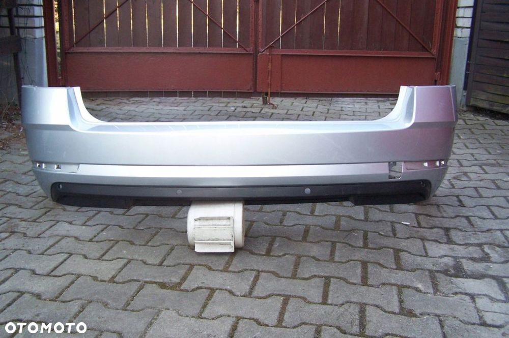 Skoda Octavia III 3 zderzak tył tylny 5E9 807 421G - 9