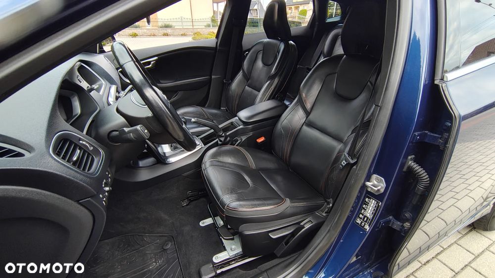 Volvo V40 D2 Ocean Race - 30