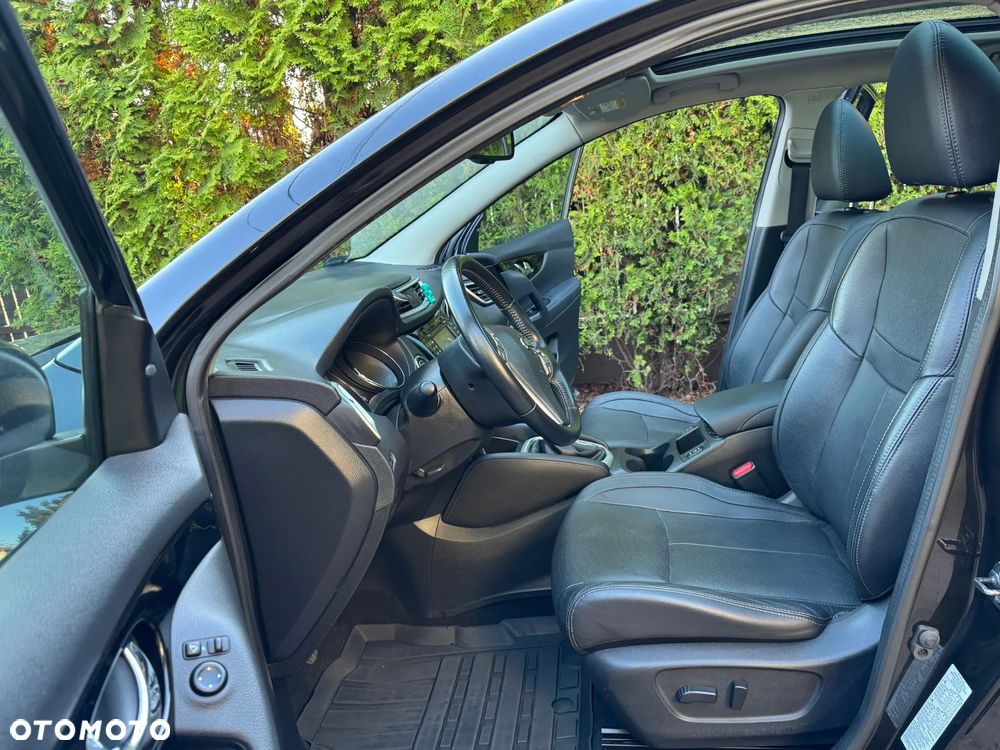 Nissan Qashqai 1.2 DIG-T Tekna EU6 - 7