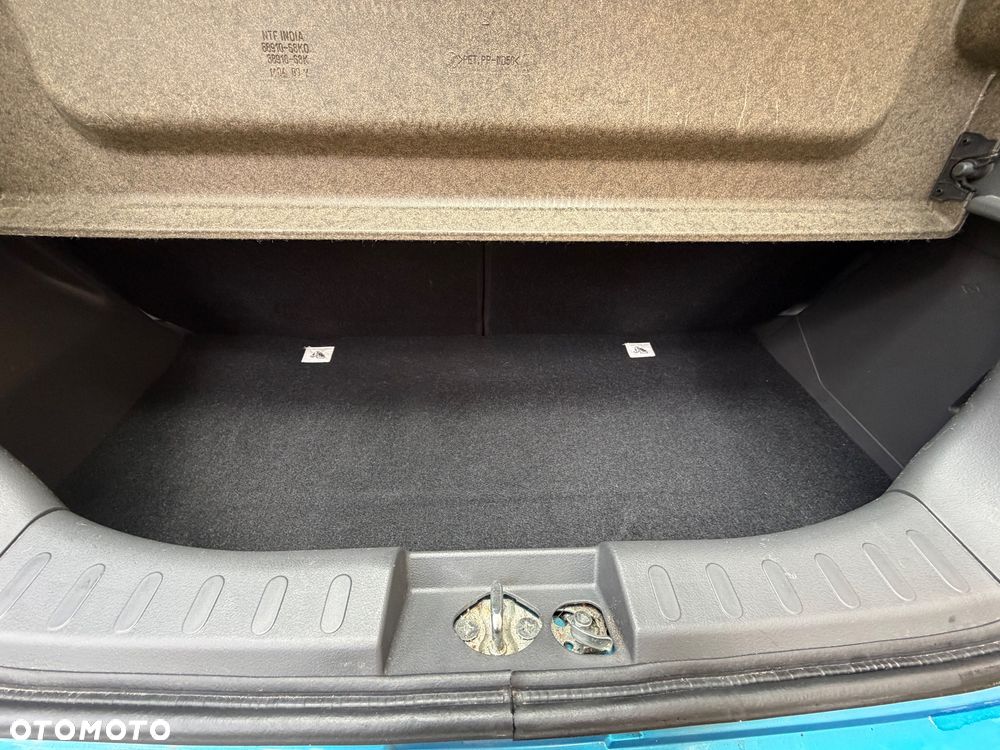 Nissan Pixo 1.0 Visia - 16