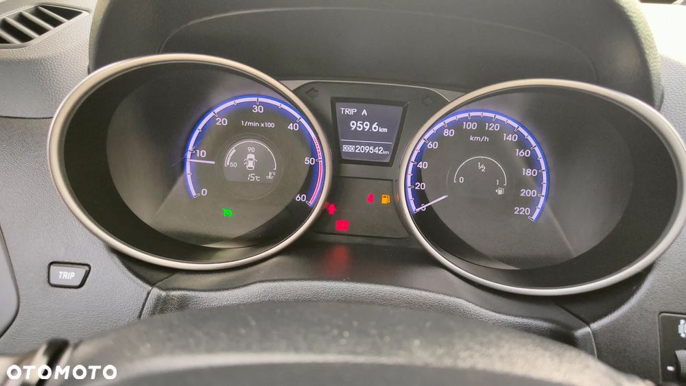 Hyundai ix35 2.0 CRDi 2WD Trend - 35