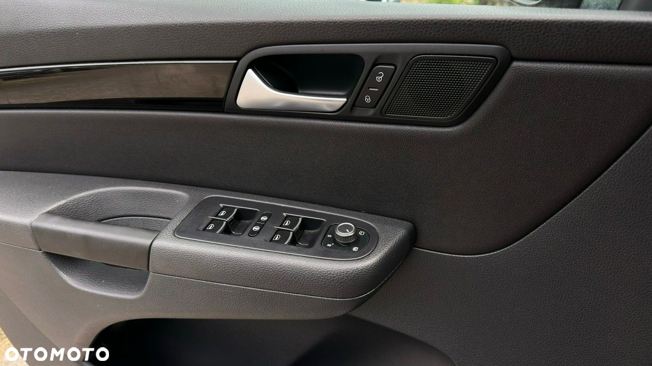 Volkswagen Sharan - 33