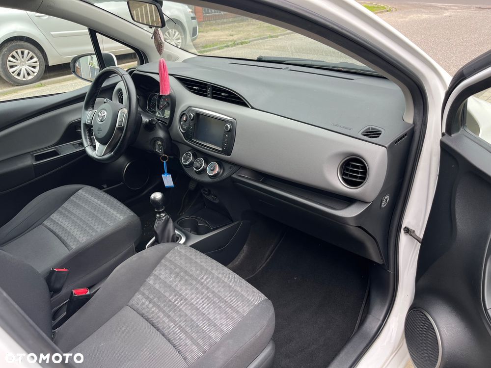 Toyota Yaris 1.33 VVT-i Life - 13