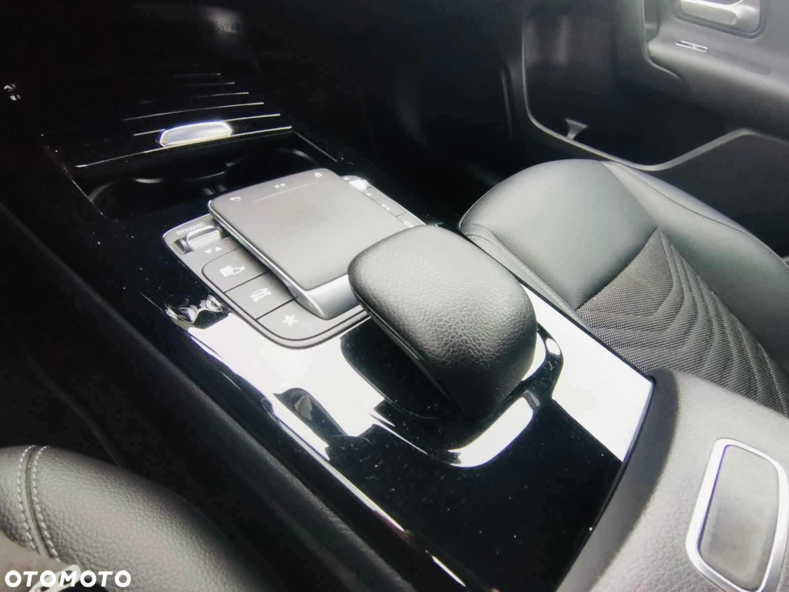 Mercedes-Benz Klasa A 180 d 8G-DCT - 12