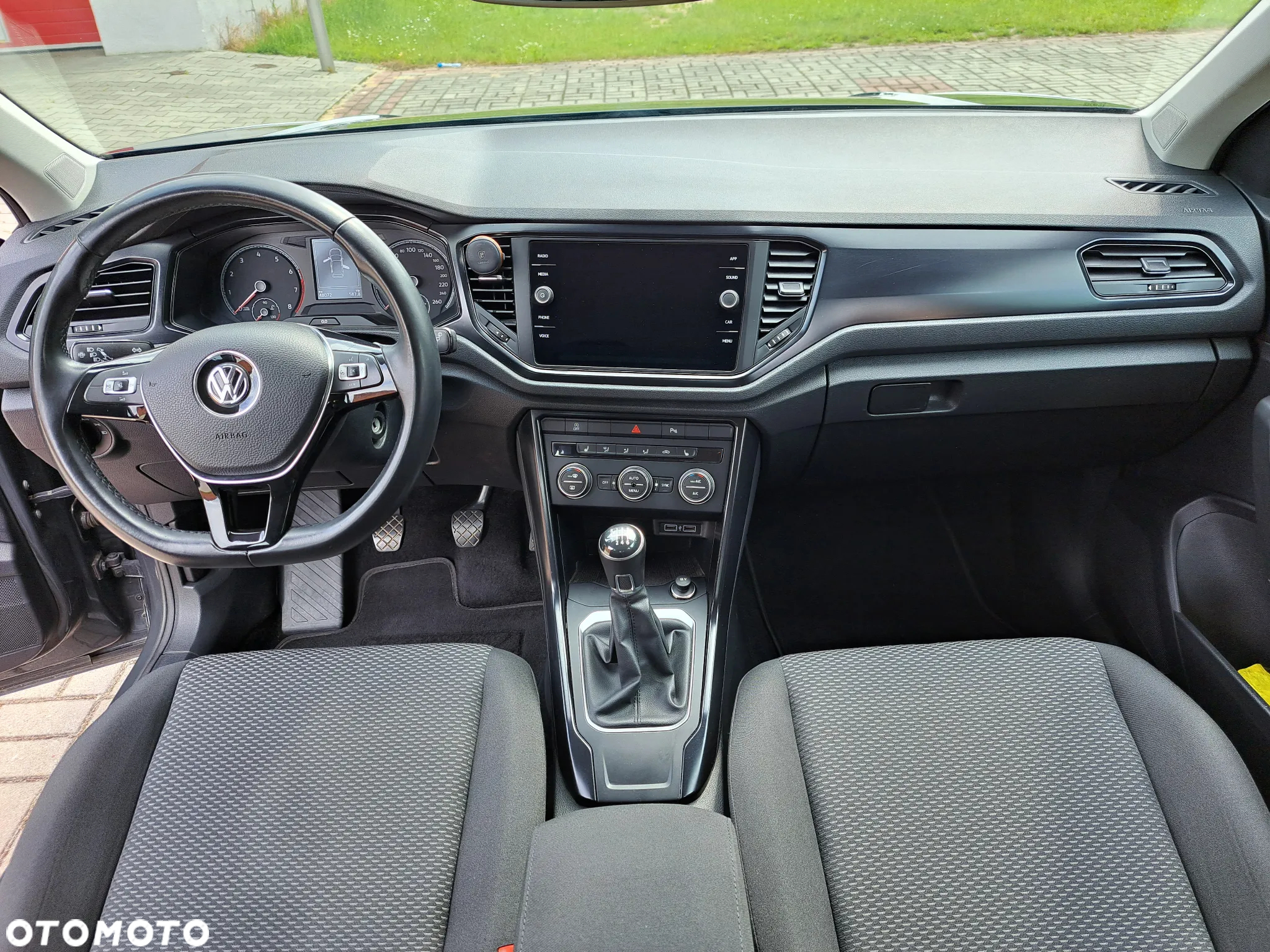 Volkswagen T-Roc 1.0 TSI Life Plus - 3