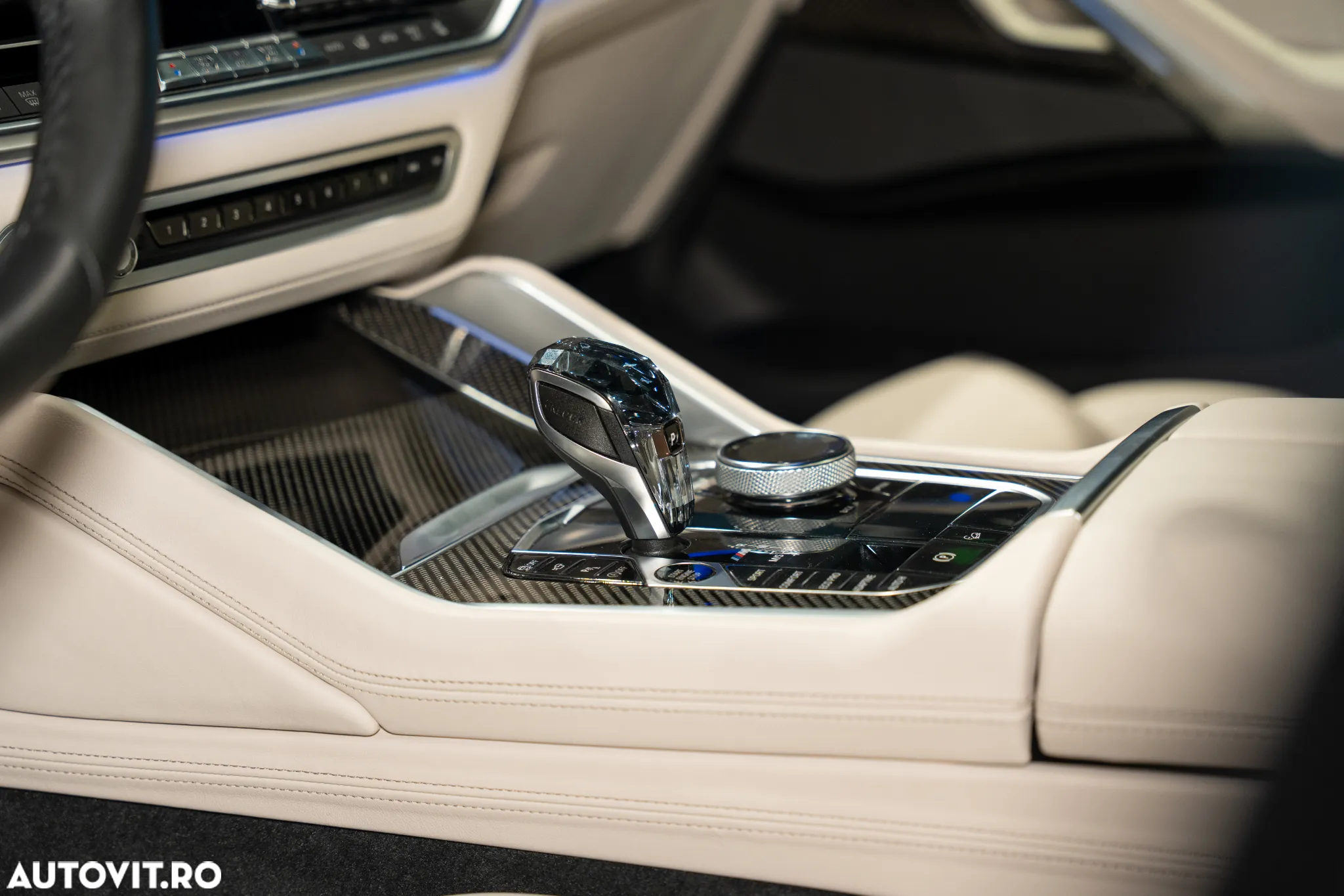 BMW X6 M M50d - 12
