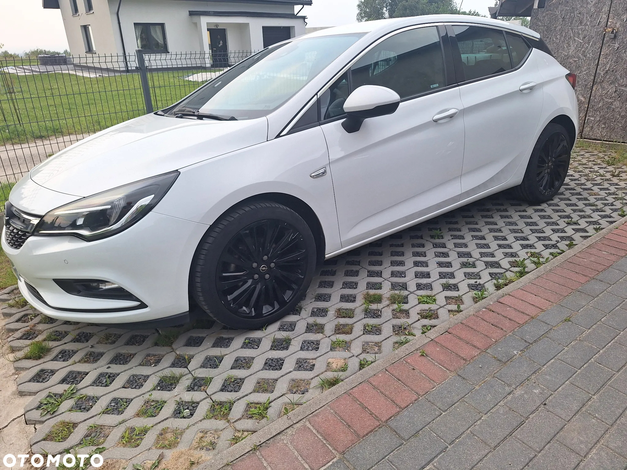 Opel Astra 1.4 Turbo Start/Stop Business - 4