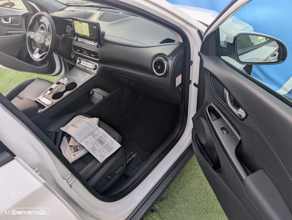 Hyundai Kauai EV 64 kWh Premium+LED - 14