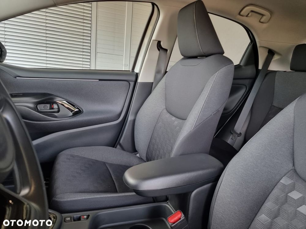 Toyota Yaris Hybrid 1.5 Style - 31