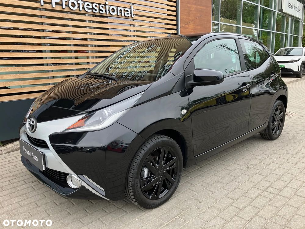 Toyota Aygo x-play - 2