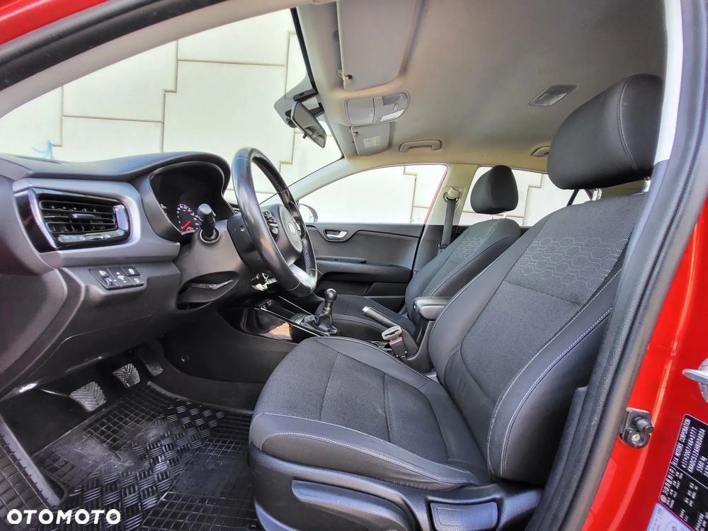Kia Rio - 7