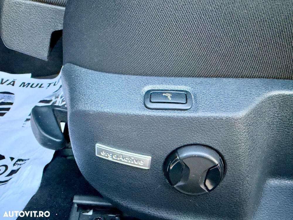 Volkswagen Golf - 9