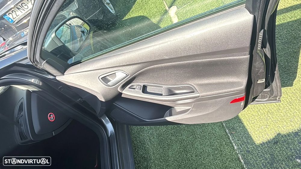 Ford Focus 1.0 EcoBoost S&S - 15